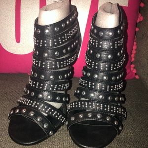 Torrid Black Strap 👠